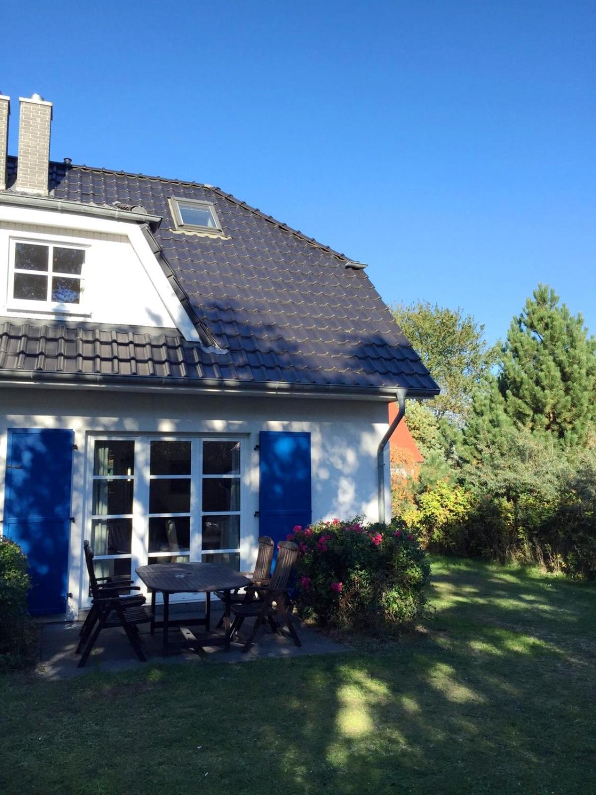 Villa Haus Zeesenboot Lee à Hiddensee Extérieur photo